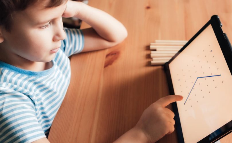 Et si l’école devenait plus interactive ? Les alternatives aux devoirs pour un CM1 épanoui